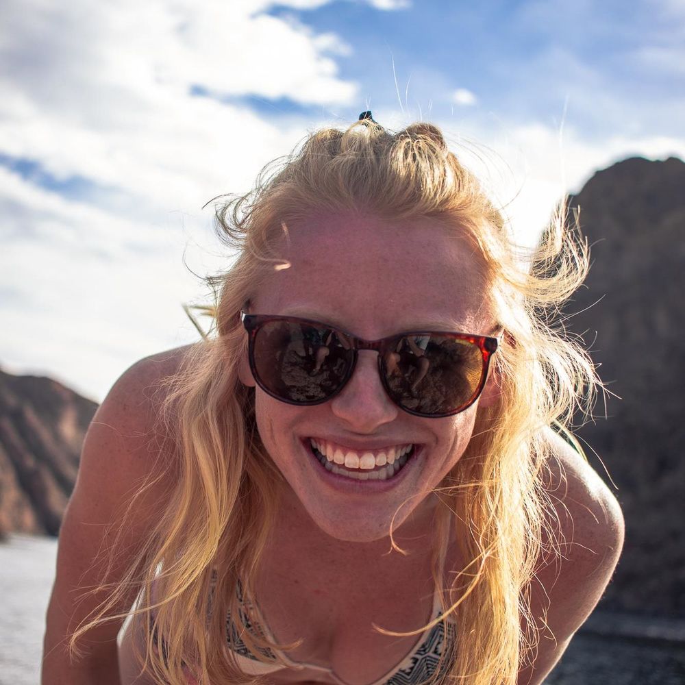 Meet your Posher, Elena